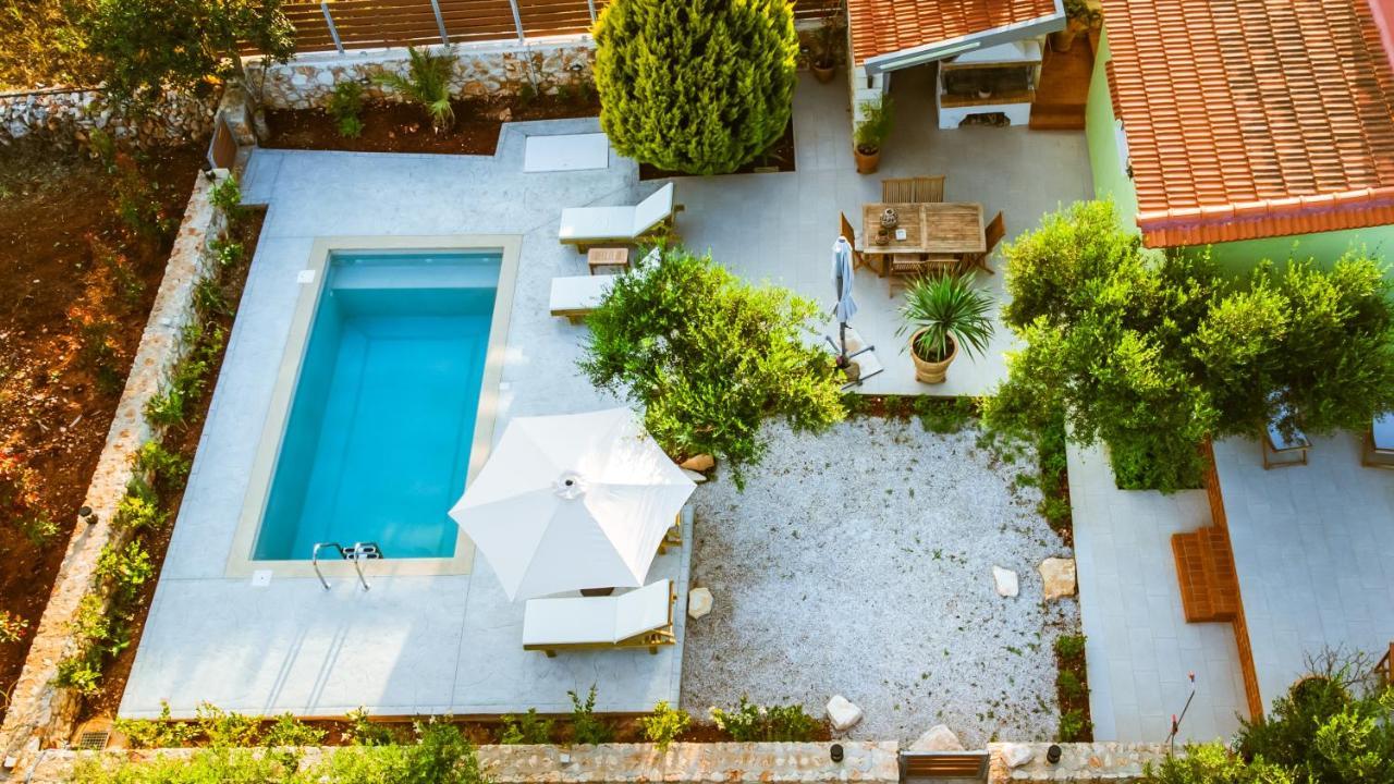 Villa Elaionas Stérnai 외부 사진