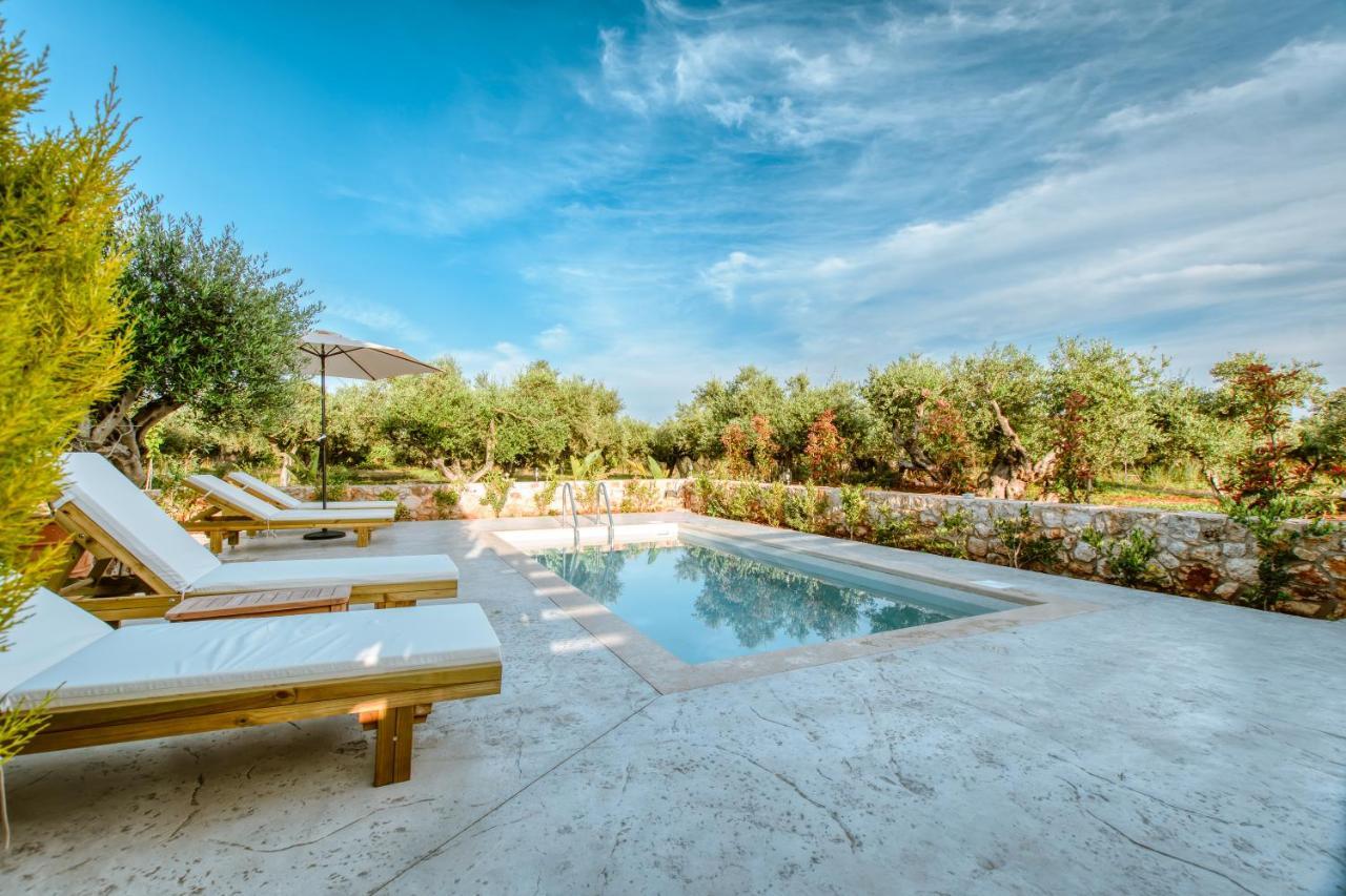 Villa Elaionas Stérnai 외부 사진